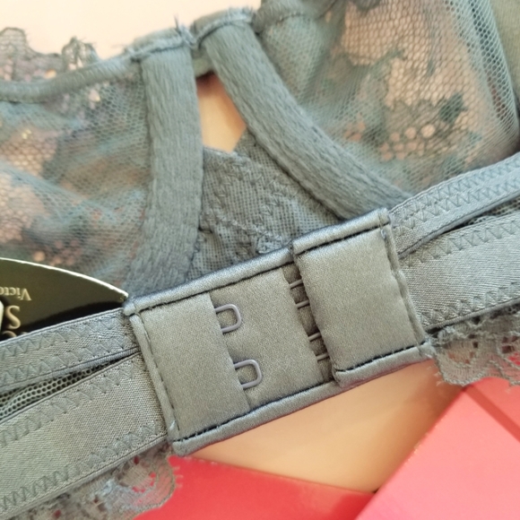 Victoria's Secret Vintage Designer Collection Black Label Rhinestone Crystal Bra - Picture 13 of 15